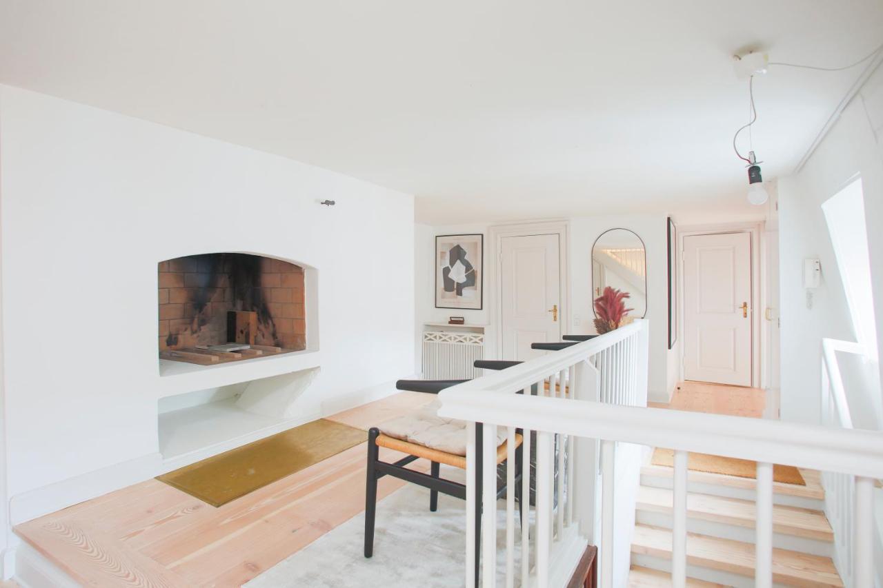 Modern 3br Duplex In Nyhavn W Private Balcony